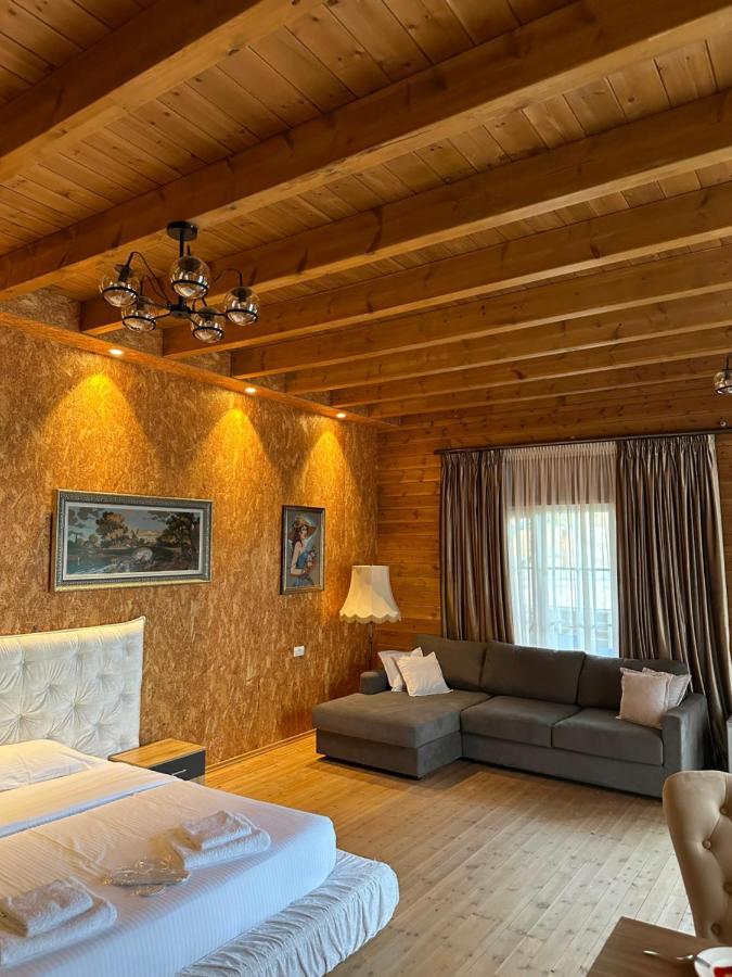Bianca Hotel & Villa Priska e Madhe Exterior photo